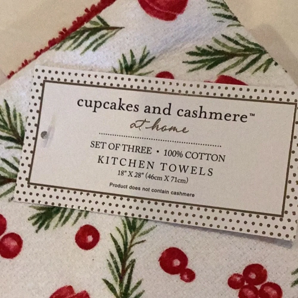 cupcakes & cashmere brand new